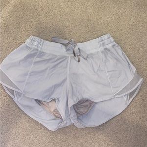 Lululemon Hotty Hot short